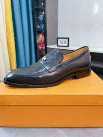 Picture of Louis Vuitton Shoes _SKULVsz38-44mnf051314290